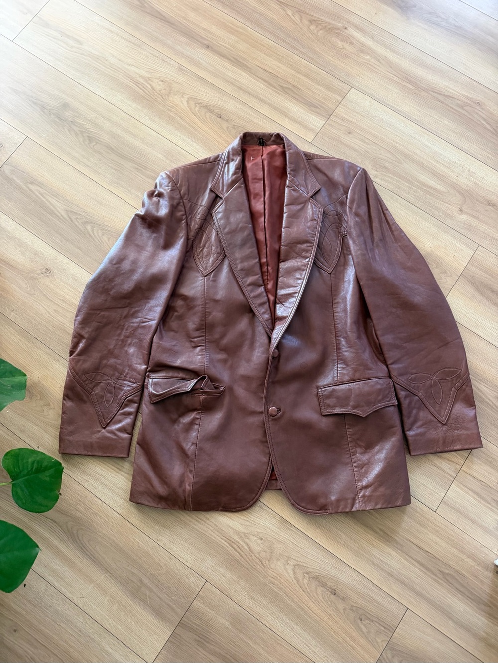 Vintage pioneer wear western leather jacket
